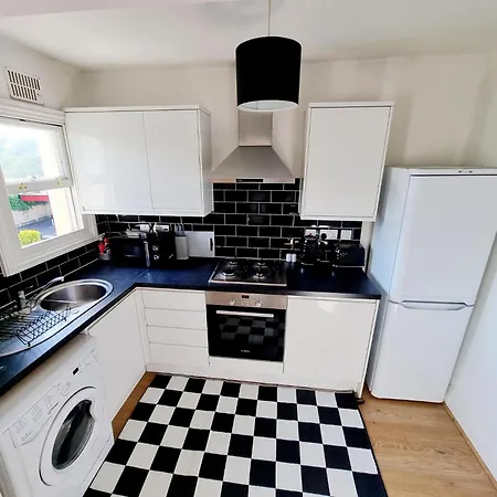 Evo View - 1 Bed Apartment - Stunning Views 3 Mins Walk Mile End Station London Exterior photo